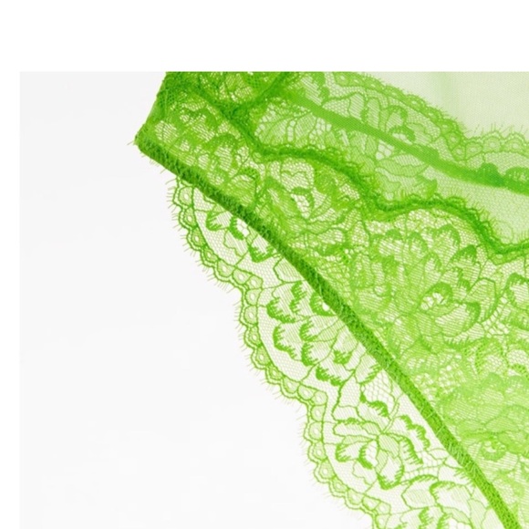 Zara Lace Bodysuit - Picture 5 of 6